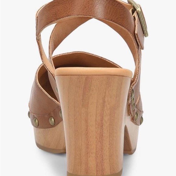 Kork’s Abloom Women's Brown Leather Clogs - Picture 5 of 9